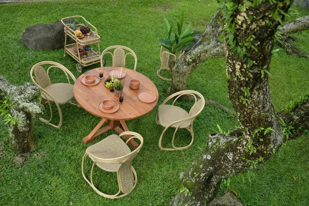 [TOBA_DS_001] Toba Dining Set