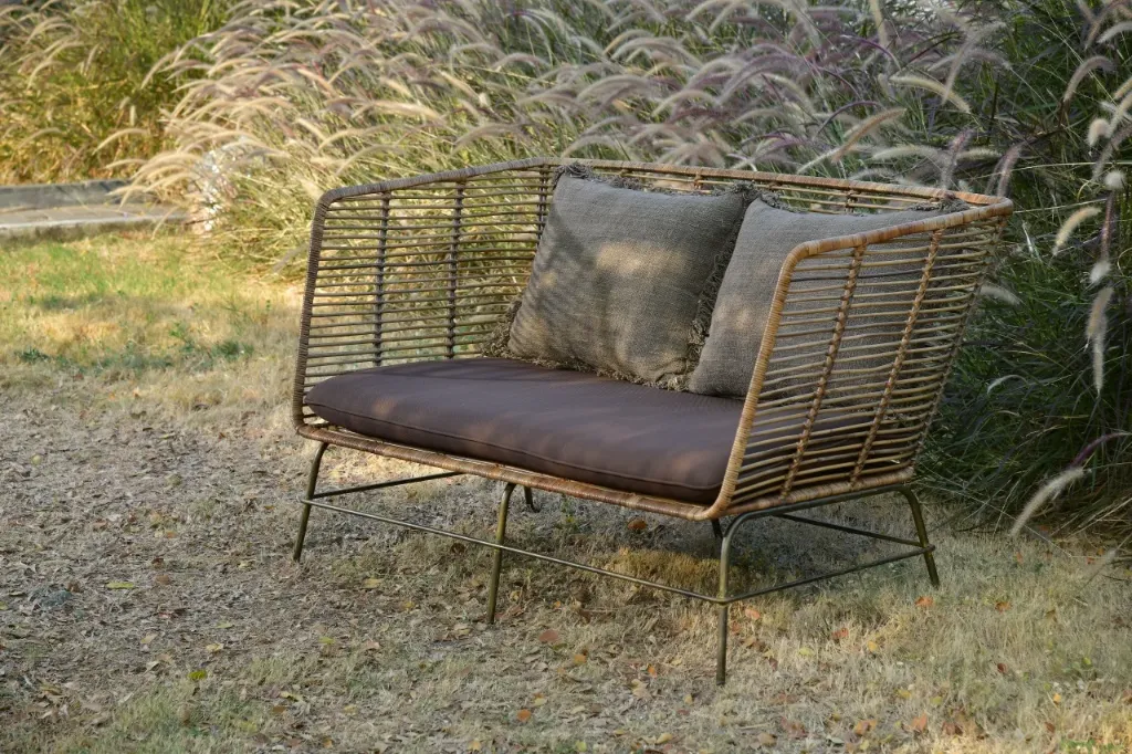 [REVI_HS_001] Revival Highback Sofa